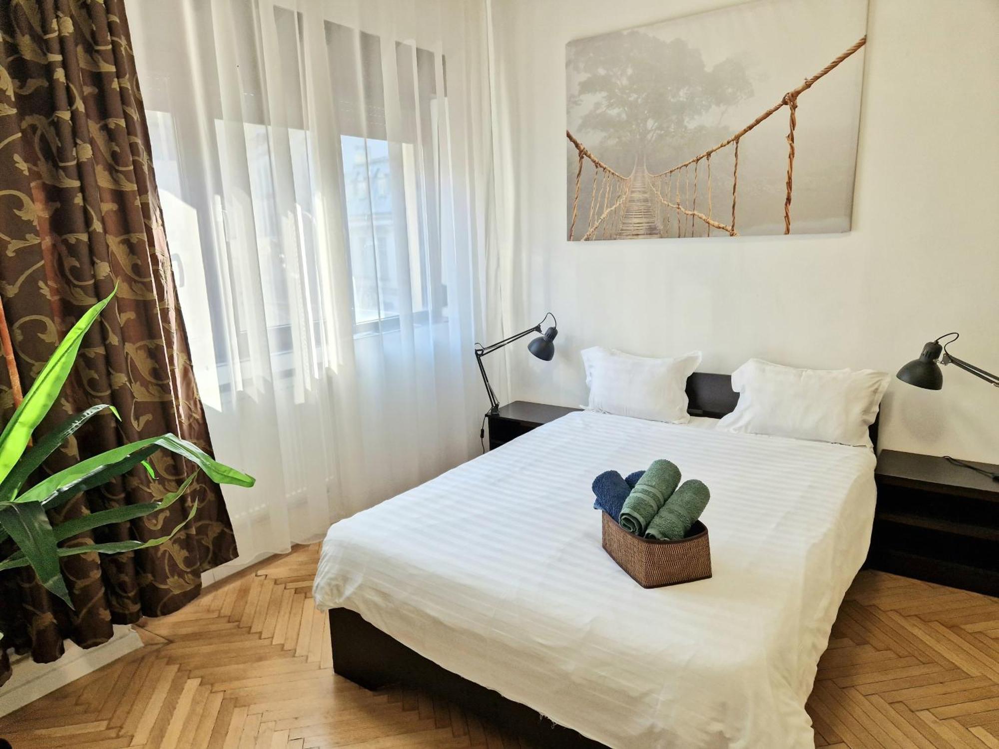 Global Downtown Apartments - Universitate - Calea Victoriei Bucureşti Eksteriør bilde