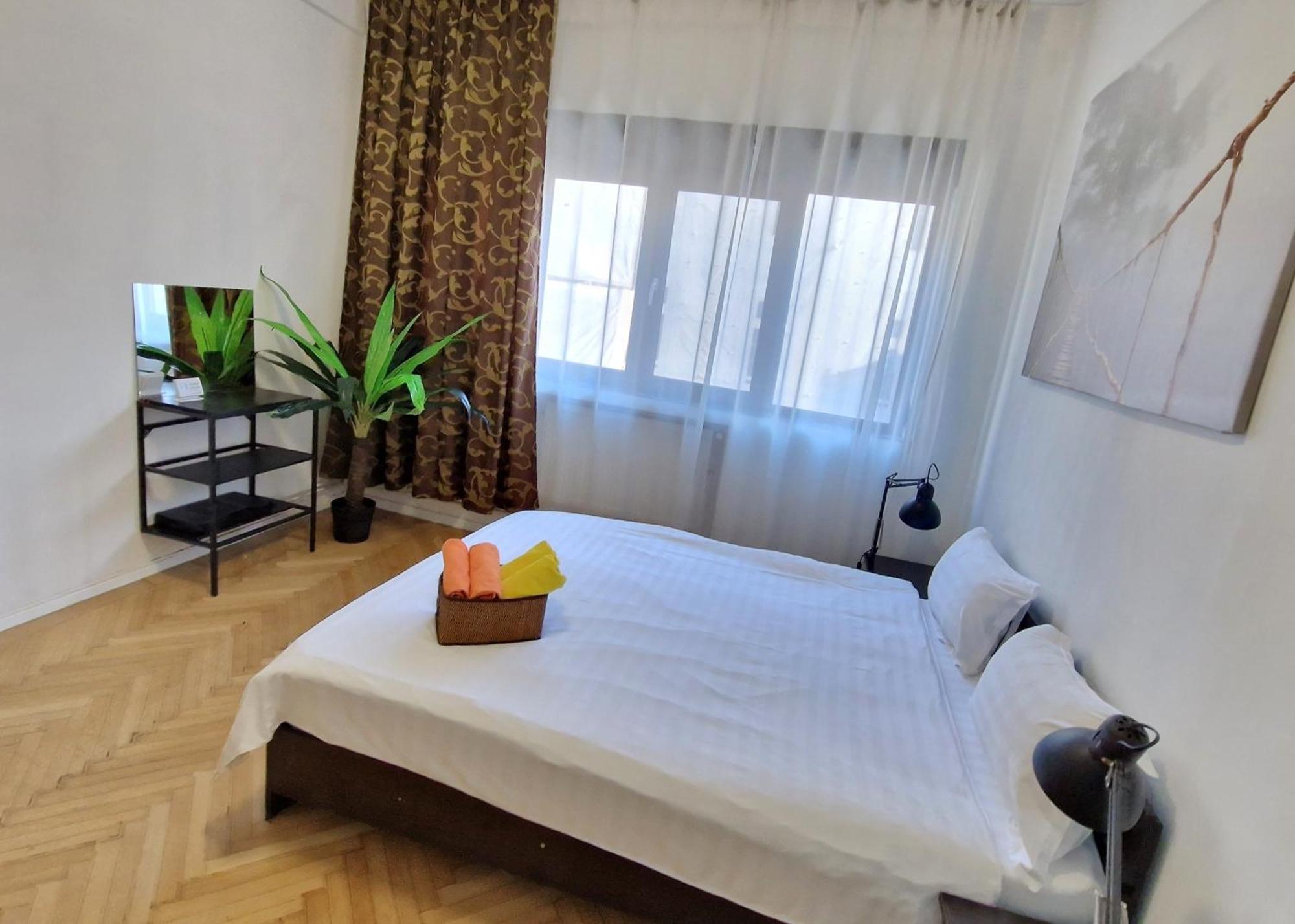 Global Downtown Apartments - Universitate - Calea Victoriei Bucureşti Eksteriør bilde